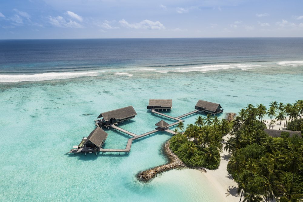 Fanditha at One&Only Reethi Rah thumbnail 4
